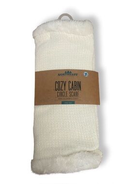 Northeast Outfitters Cozy Cabin Scarf
